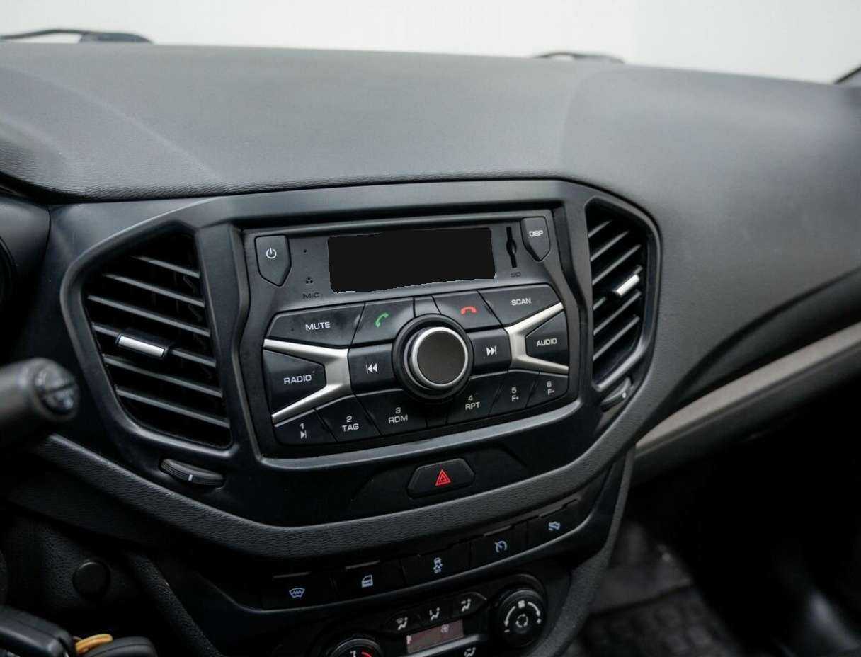 Б/У Лада (ВАЗ) Веста 2015 года. Фото: #20