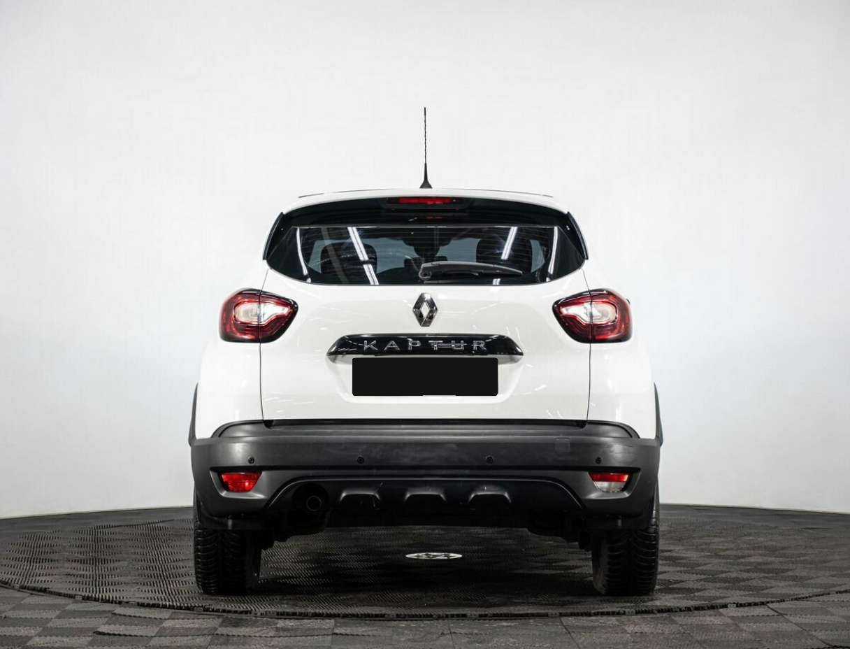 Б/У Рено Каптюр 2018 года. Фото: #4