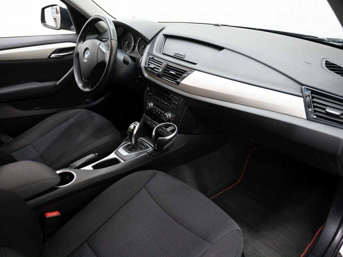 Б/У БМВ Икс1 2013 года. Фото: #10