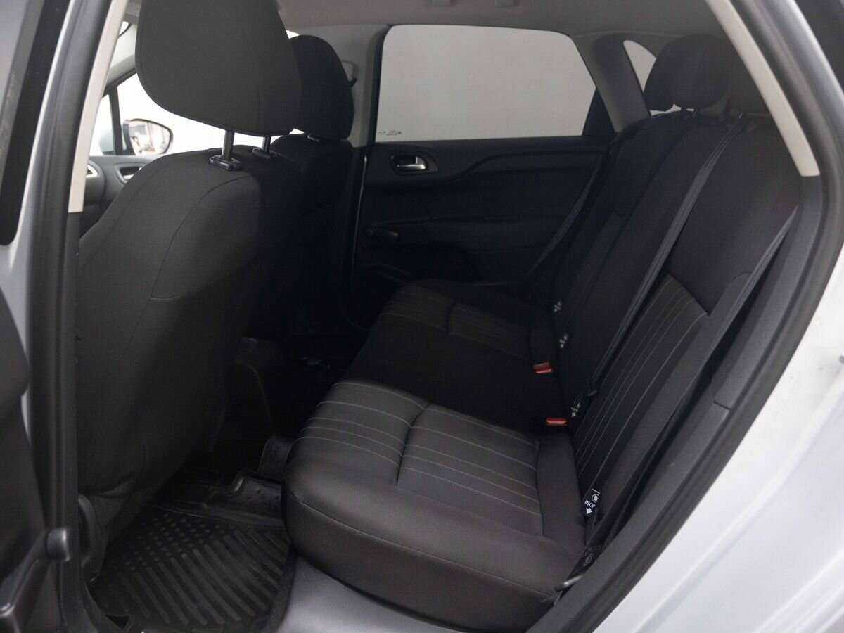 Б/У Ситроен Ц4 2012 года. Фото: #8