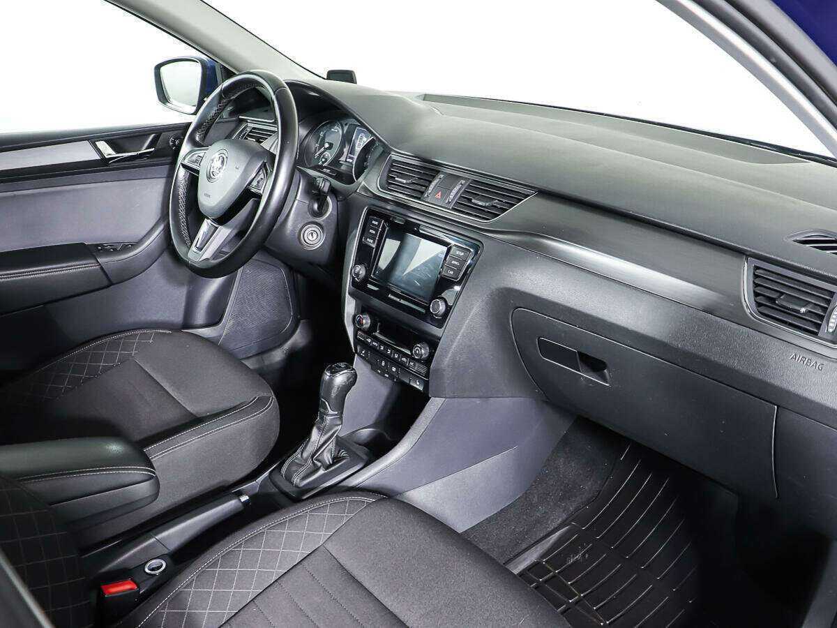 Б/У Шкода Рапид 2017 года. Фото: #8