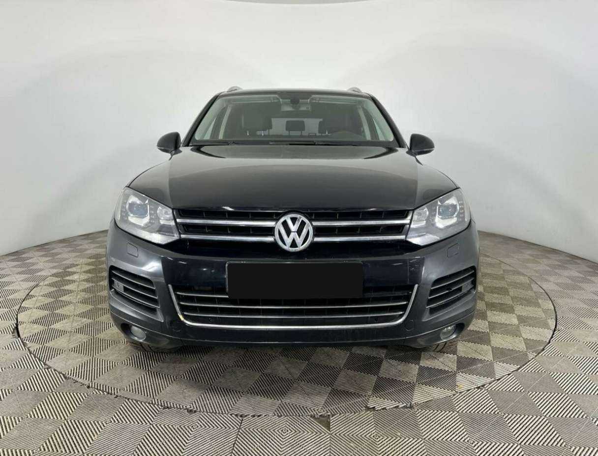 Б/У Фольксваген Туарег 2012 года. Фото: #1