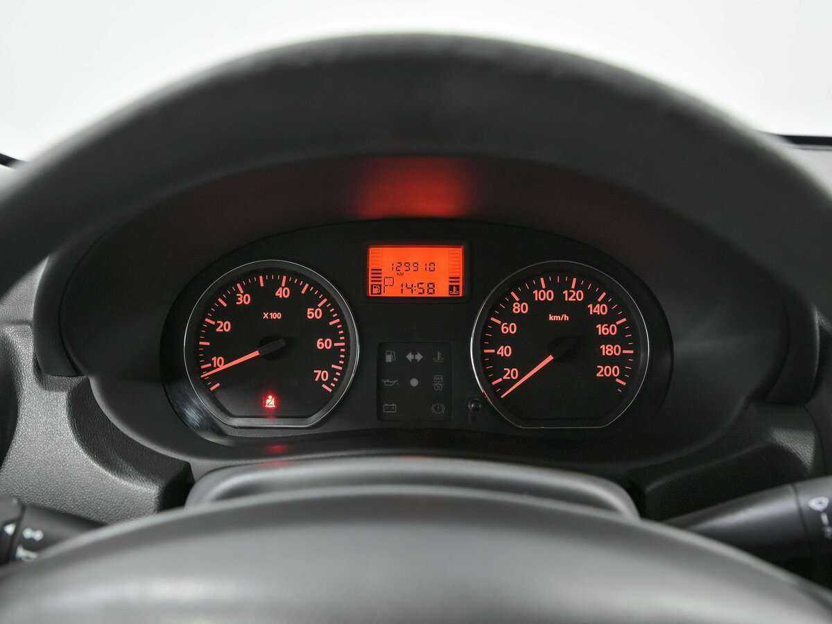 Б/У Ниссан Альмера 2018 года. Фото: #7