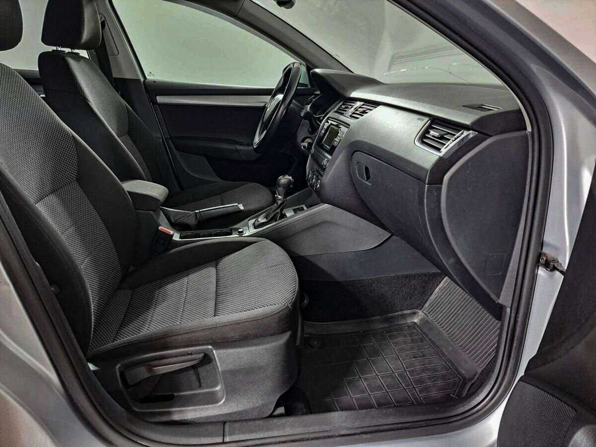 Б/У Шкода Октавия 2016 года. Фото: #7