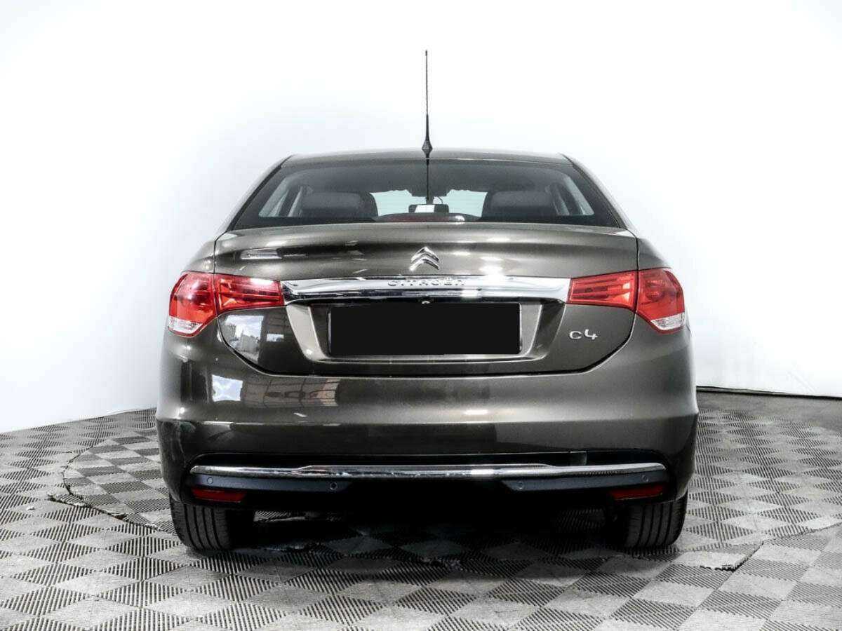 Б/У Ситроен Ц4 2015 года. Фото: #4