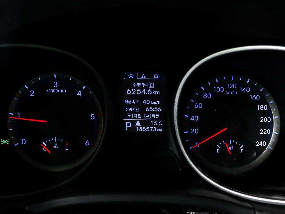 Б/У Хендай Санта Фе 2013 года. Фото: #10