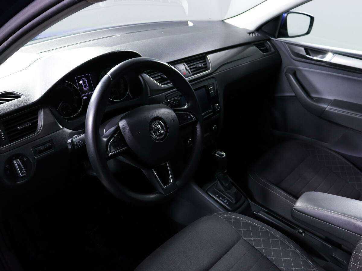 Б/У Шкода Рапид 2017 года. Фото: #11