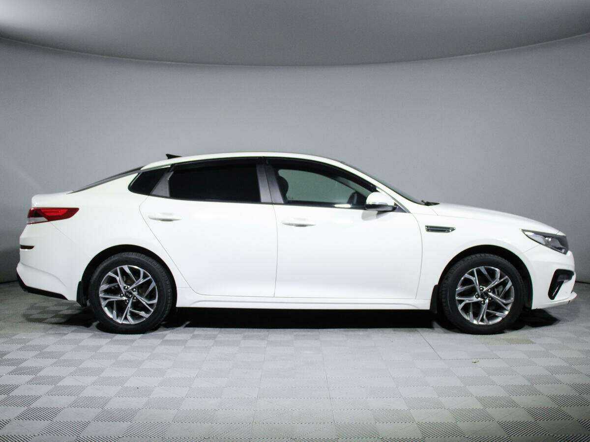 Б/У Киа Оптима 2018 года. Фото: #3