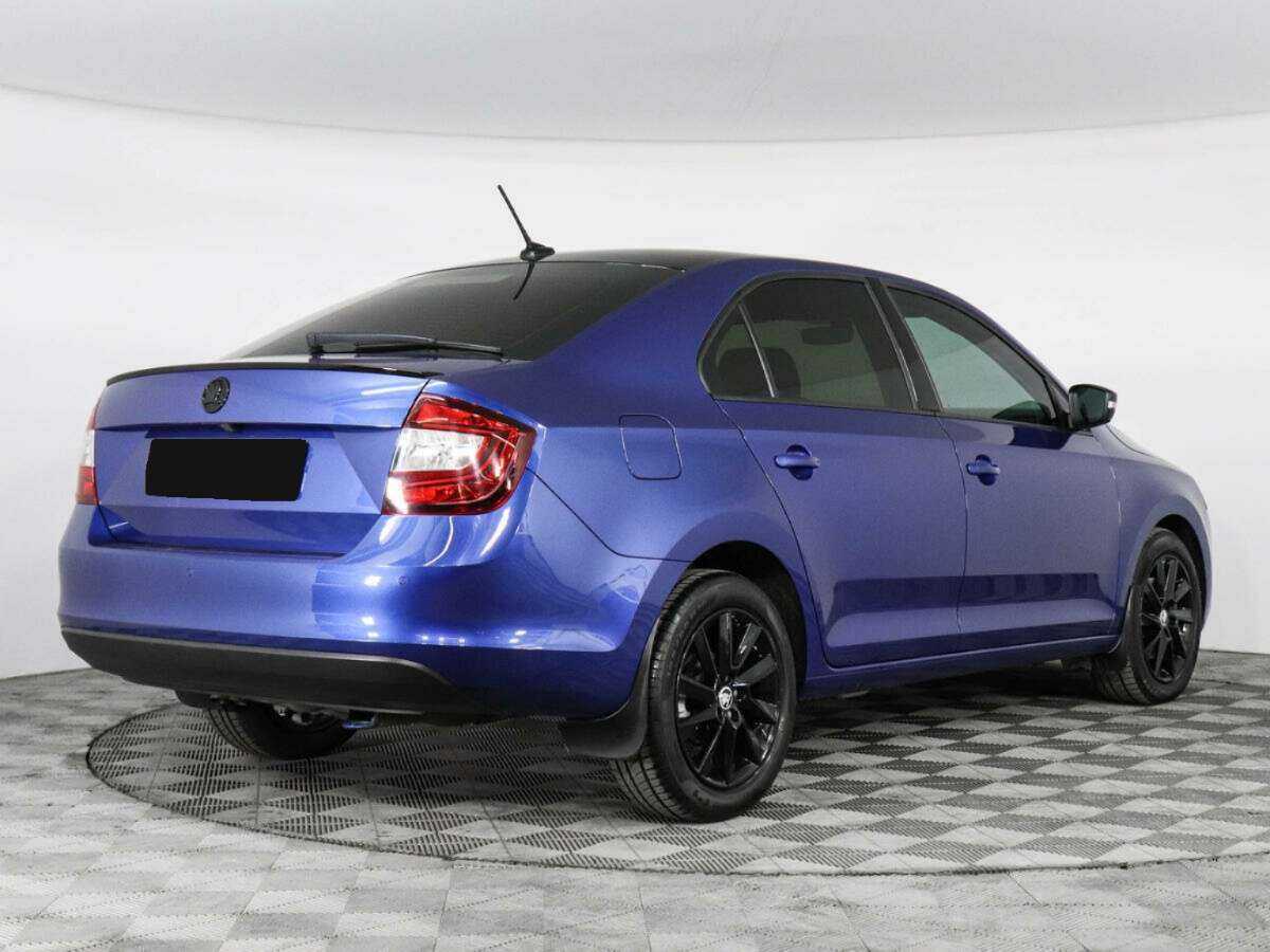 Б/У Шкода Рапид 2018 года. Фото: #4