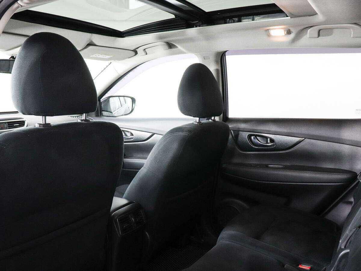 Б/У Ниссан Икс-Трейл 2016 года. Фото: #10