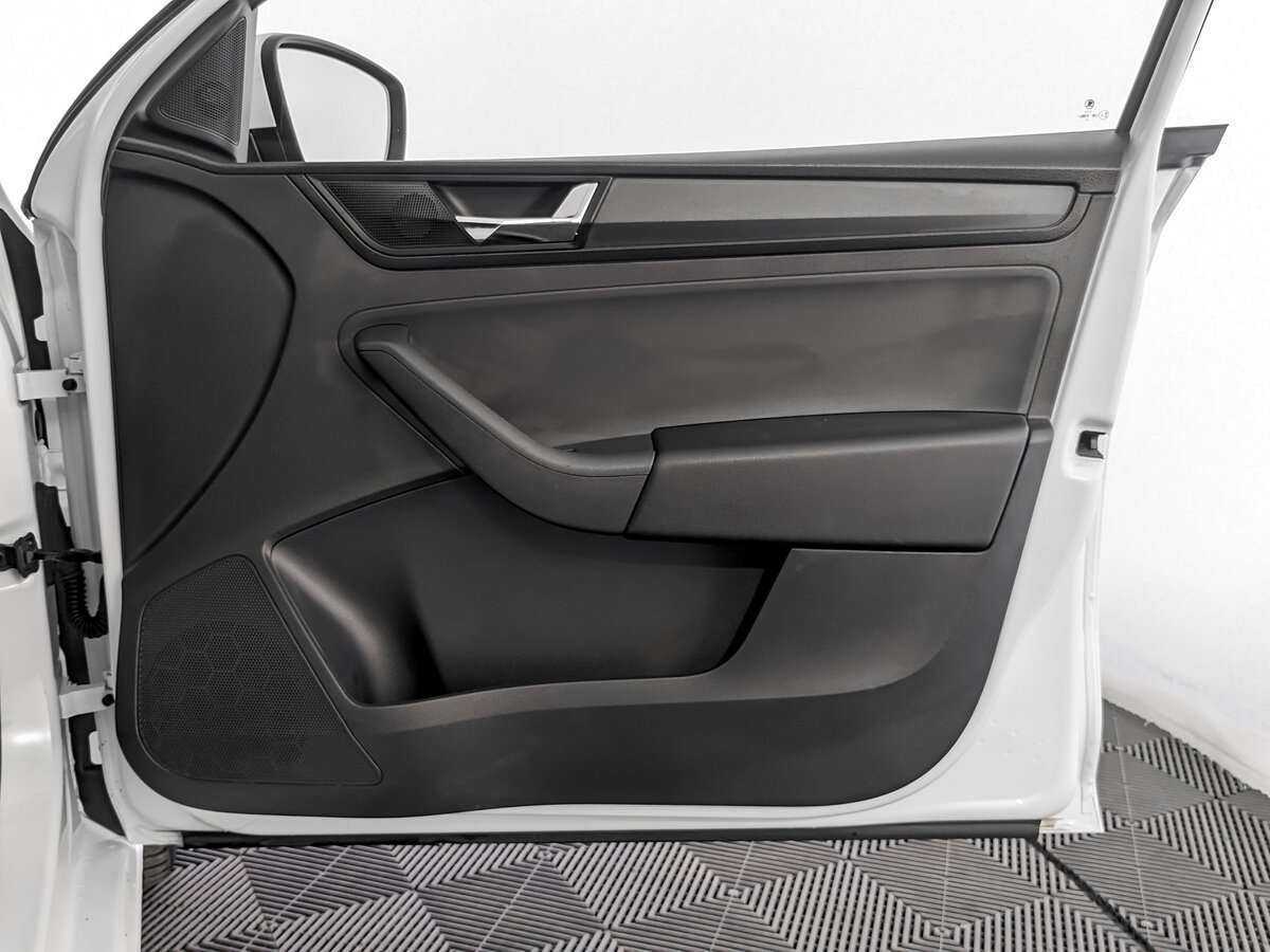 Б/У Шкода Рапид 2019 года. Фото: #21