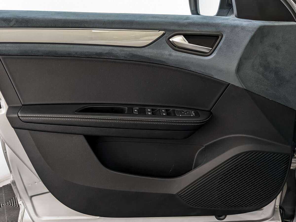 Б/У Рено Аркана 2021 года. Фото: #17