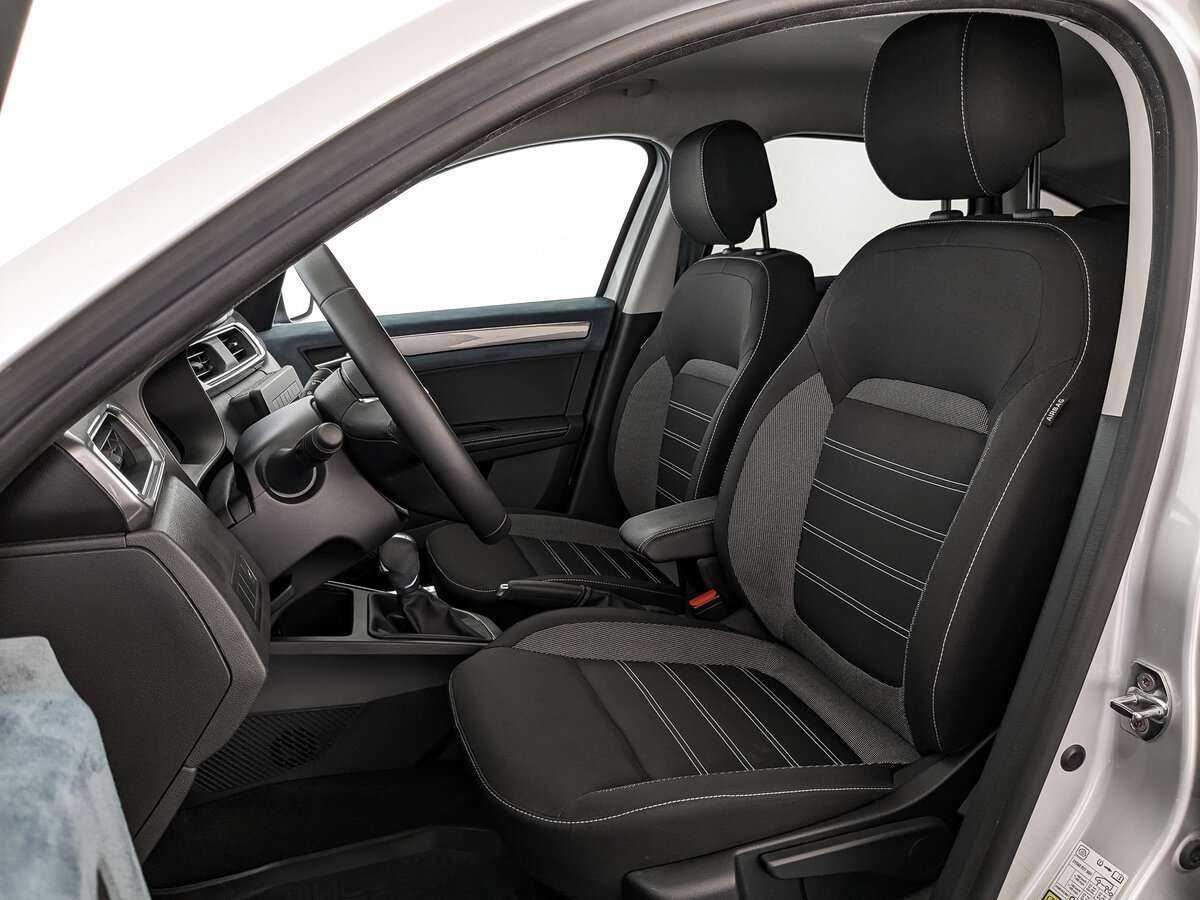 Б/У Рено Аркана 2021 года. Фото: #18