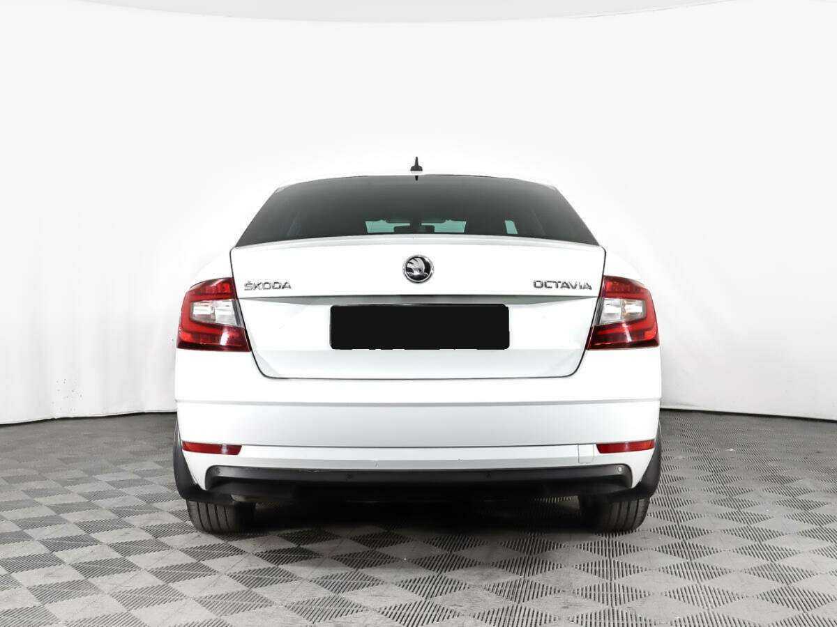 Б/У Шкода Октавия 2018 года. Фото: #5