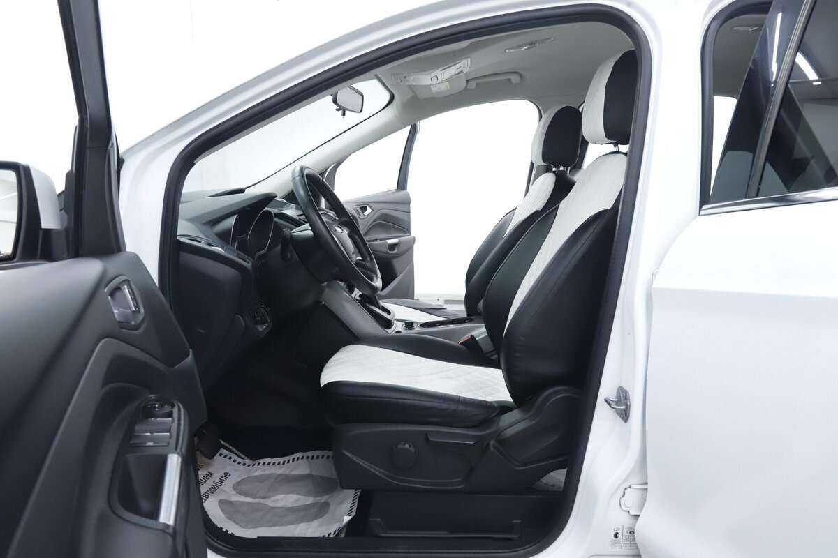 Б/У Форд Куга 2016 года. Фото: #6