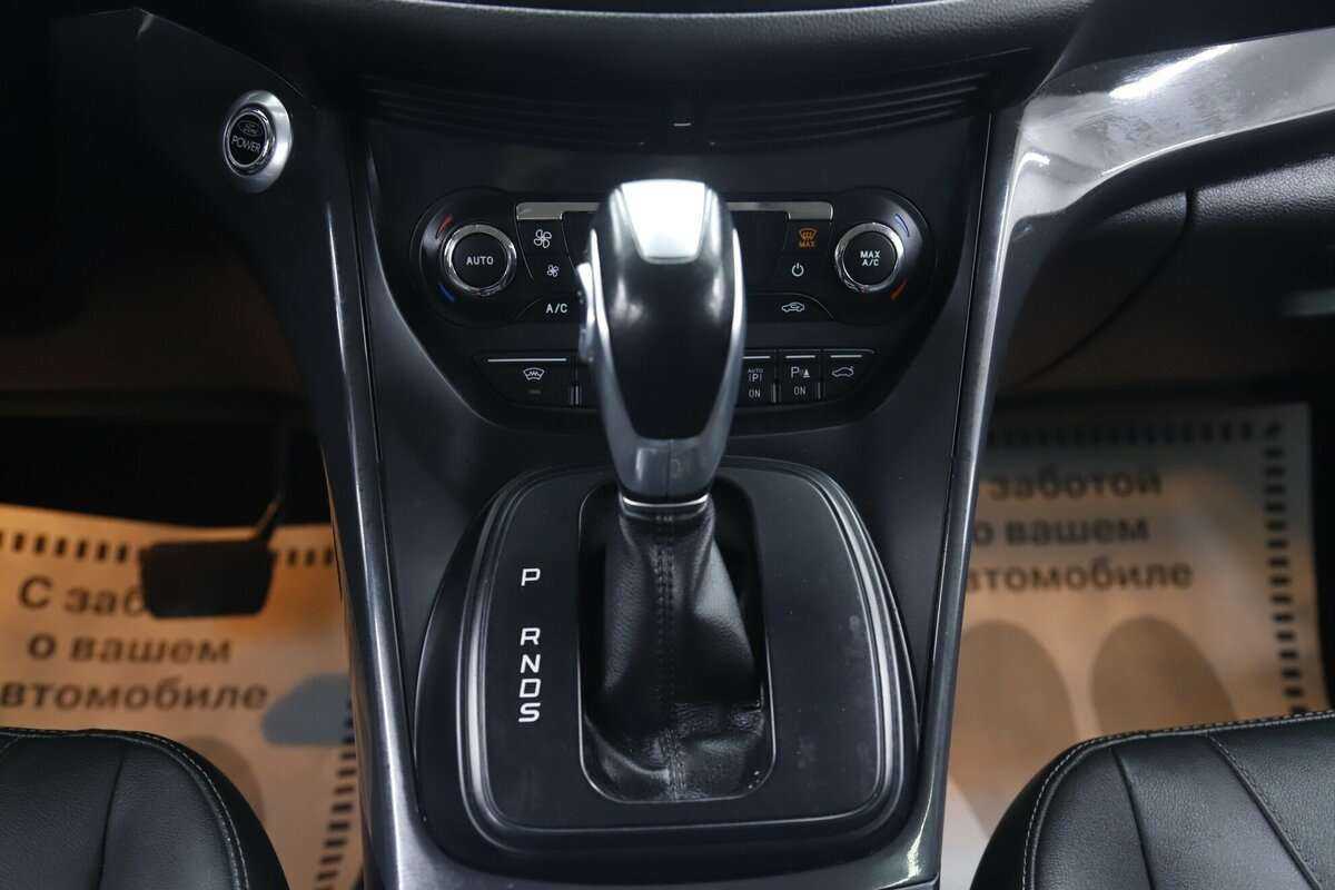 Б/У Форд Куга 2016 года. Фото: #16