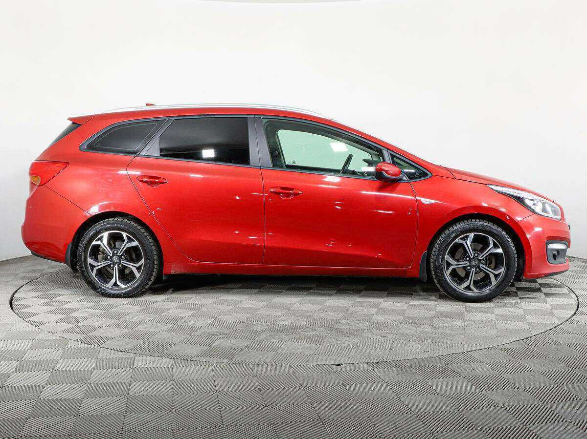 Б/У Киа Сид 2018 года. Фото: #3