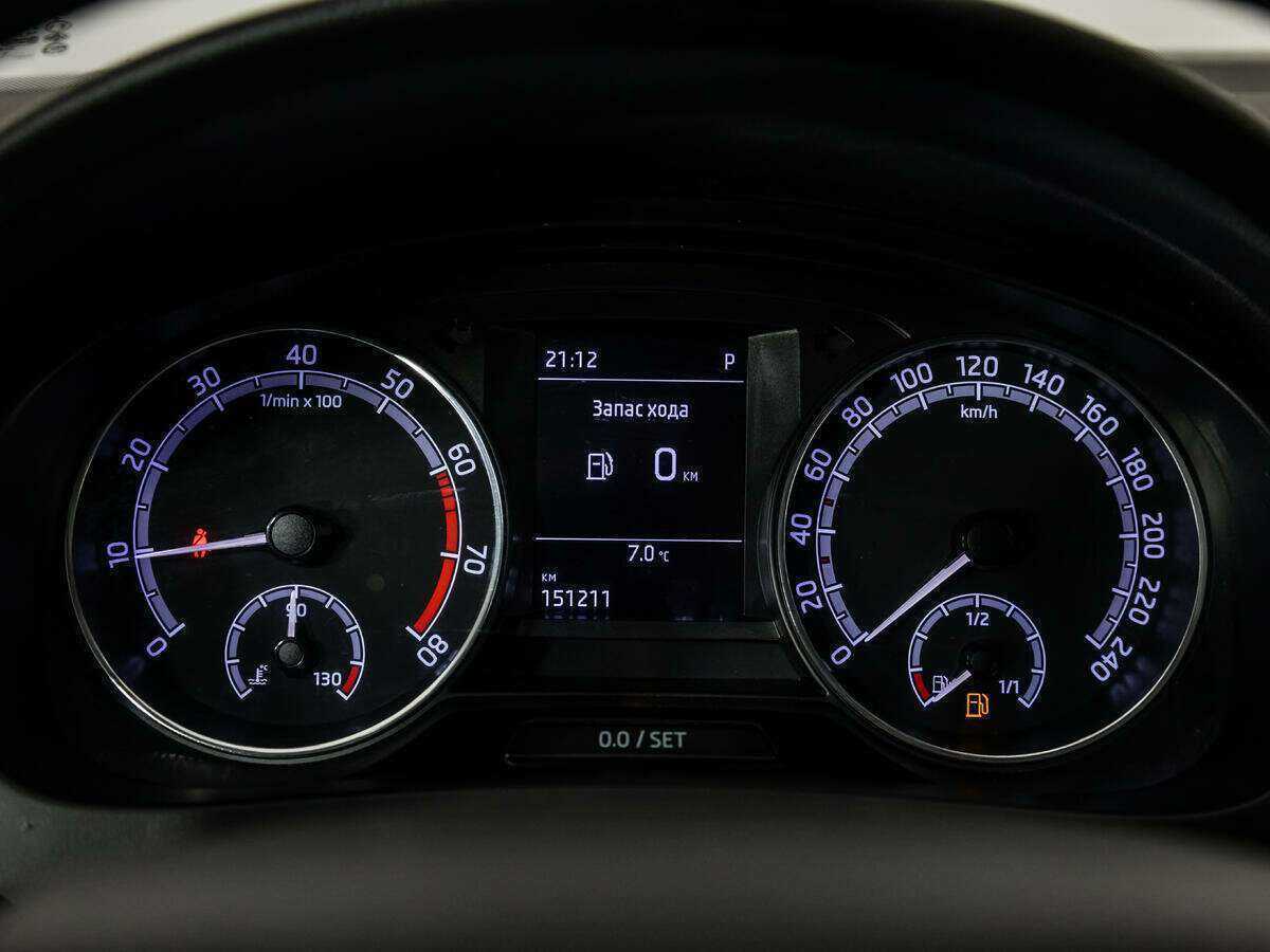 Б/У Шкода Рапид 2017 года. Фото: #11