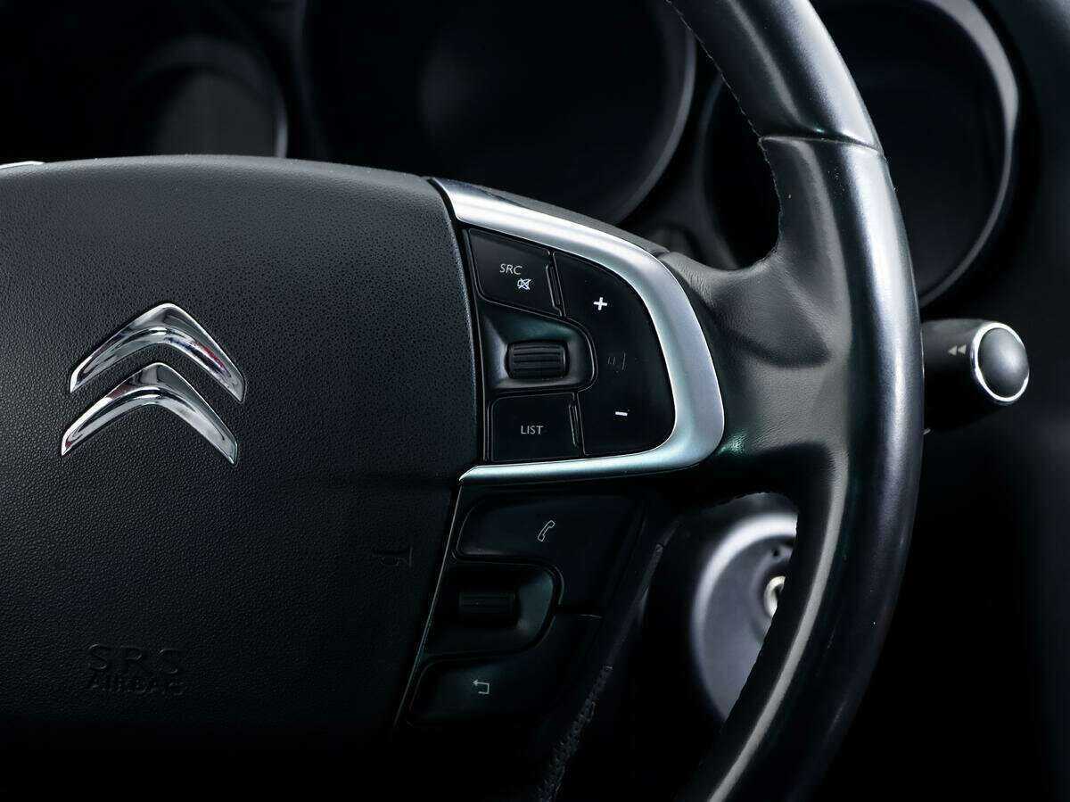 Б/У Ситроен Ц4 2013 года. Фото: #14