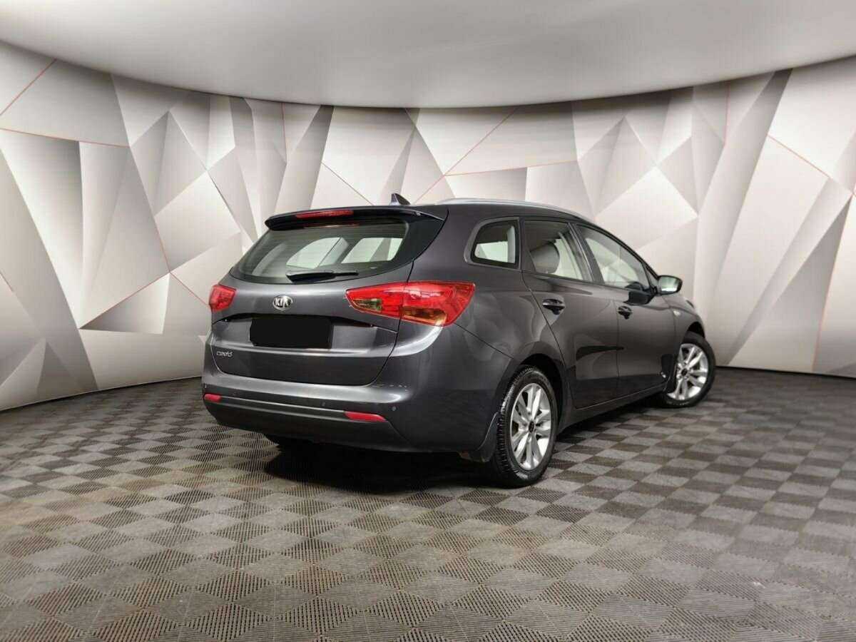 Б/У Киа Сид 2017 года. Фото: #1
