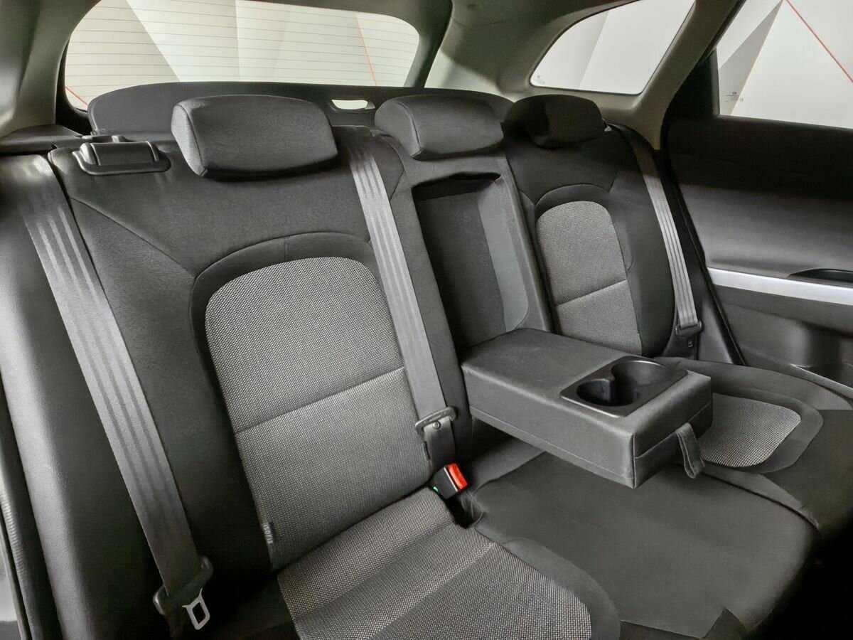 Б/У Киа Сид 2017 года. Фото: #12