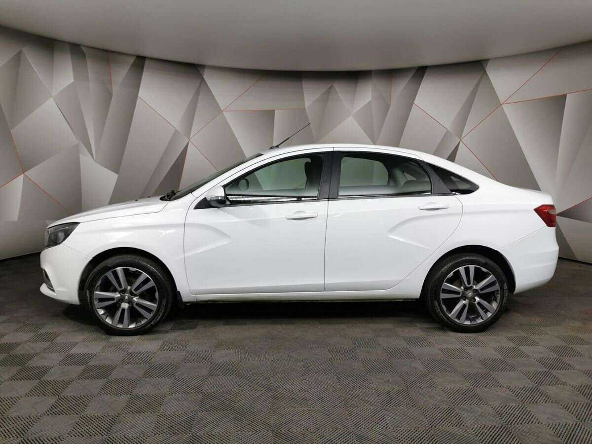 Б/У Лада (ВАЗ) Веста 2018 года. Фото: #4