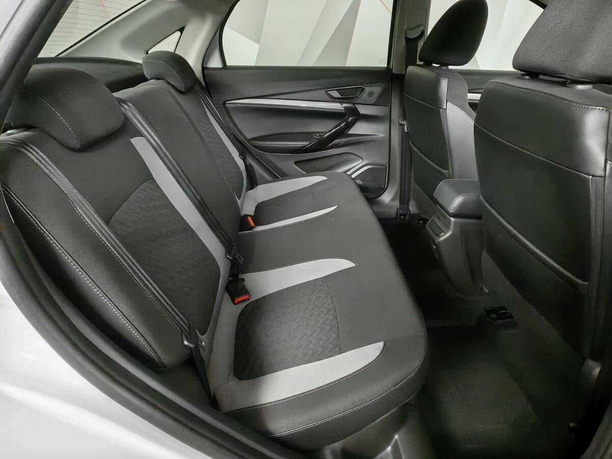 Б/У Лада (ВАЗ) Веста 2023 года. Фото: #11