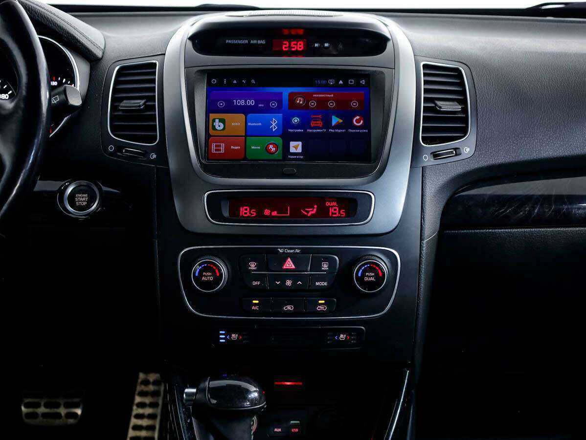 Б/У Киа Соренто 2018 года. Фото: #15