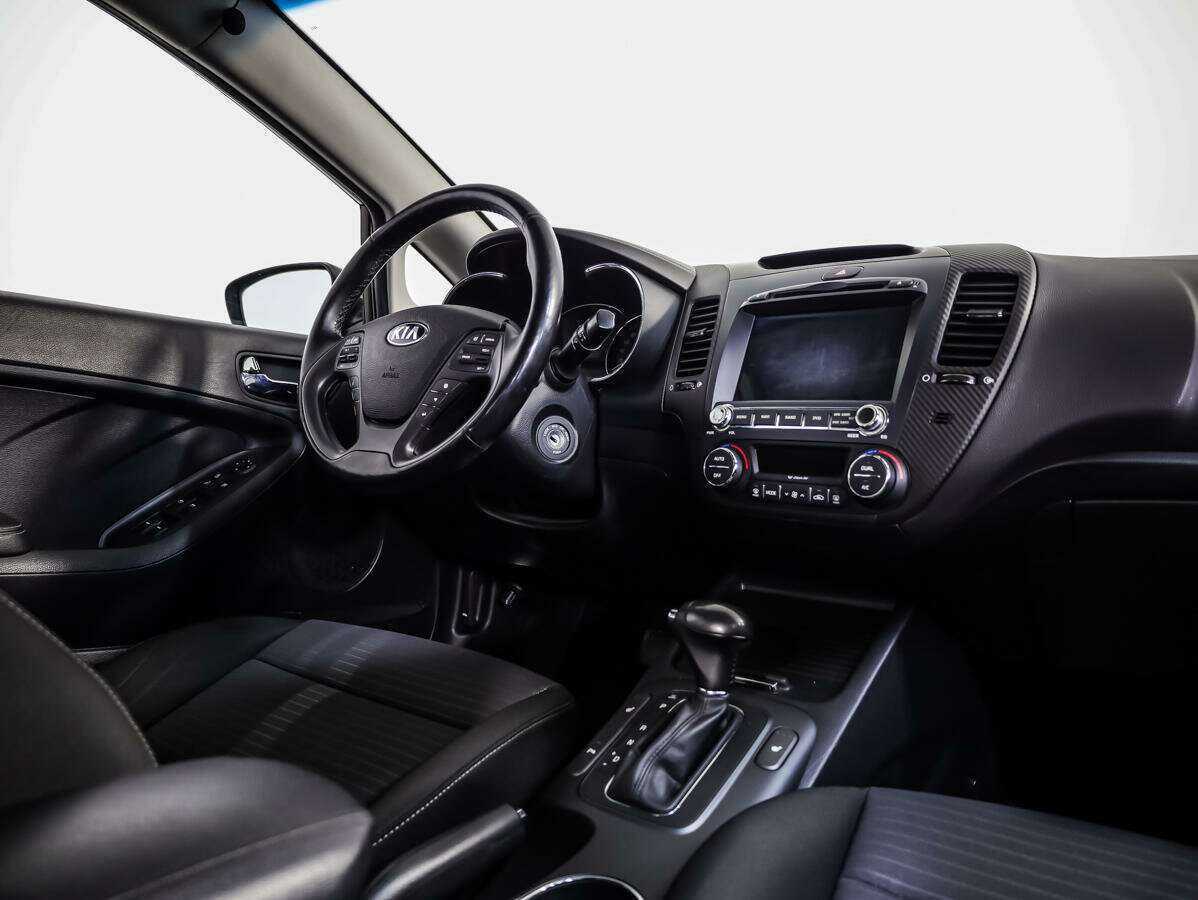 Б/У Киа Церато 2015 года. Фото: #7