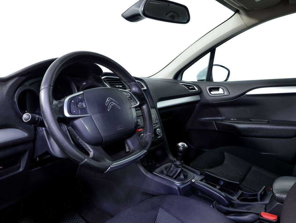 Б/У Ситроен Ц4 2013 года. Фото: #8