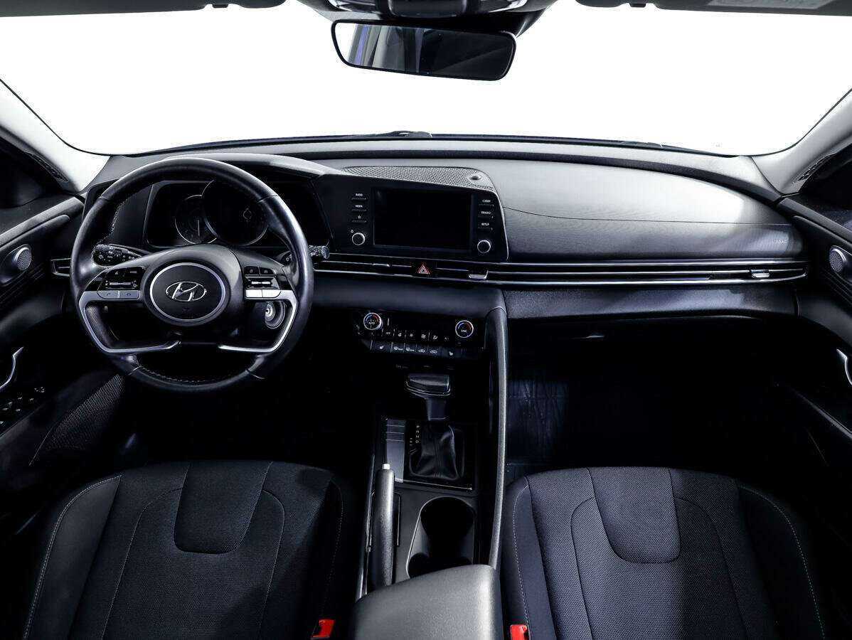 Б/У Хендай Елантра 2021 года. Фото: #10