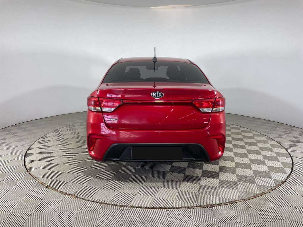 Б/У Киа Рио 2019 года. Фото: #4