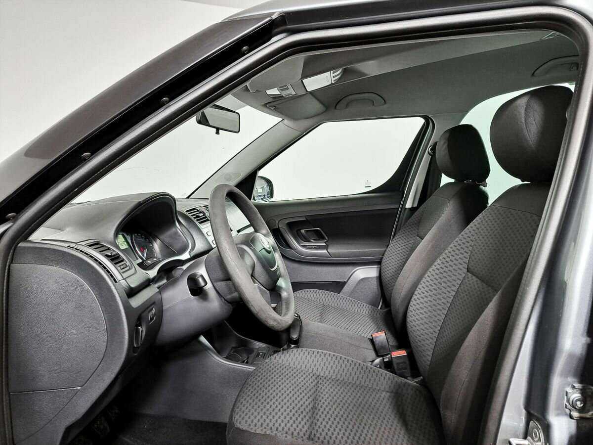 Б/У Шкода Румстер 2012 года. Фото: #13