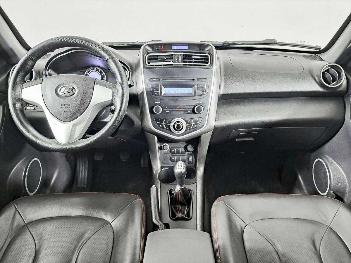 Б/У Лифан Икс60 2017 года. Фото: #11