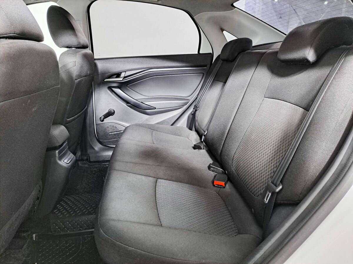 Б/У Лада (ВАЗ) Веста 2021 года. Фото: #7