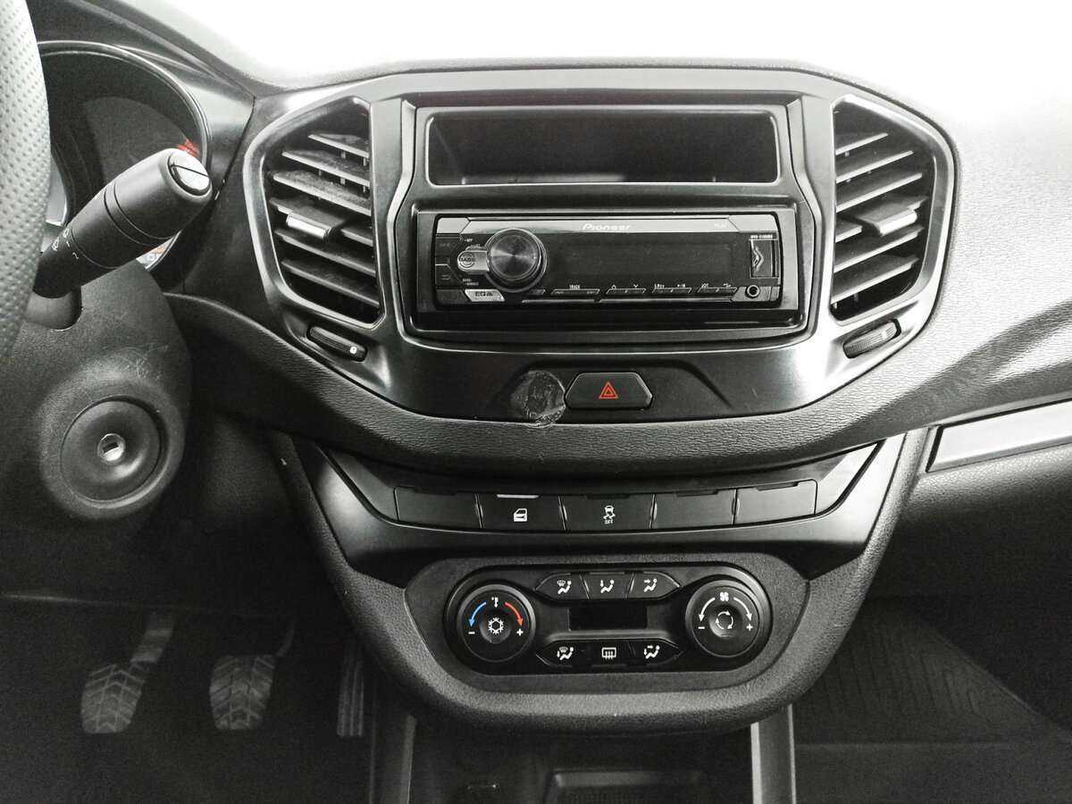 Б/У Лада (ВАЗ) Веста 2021 года. Фото: #12