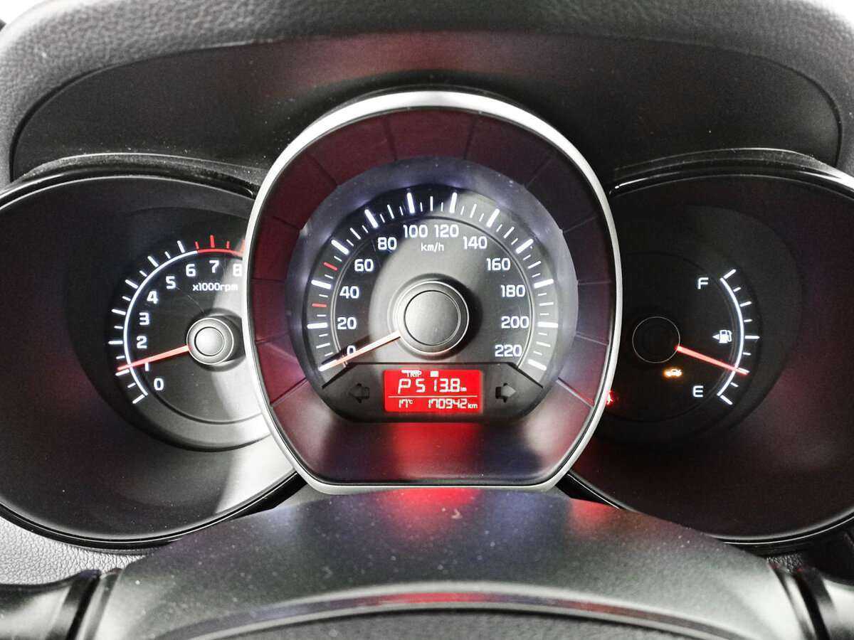 Б/У Киа Рио 2015 года. Фото: #10