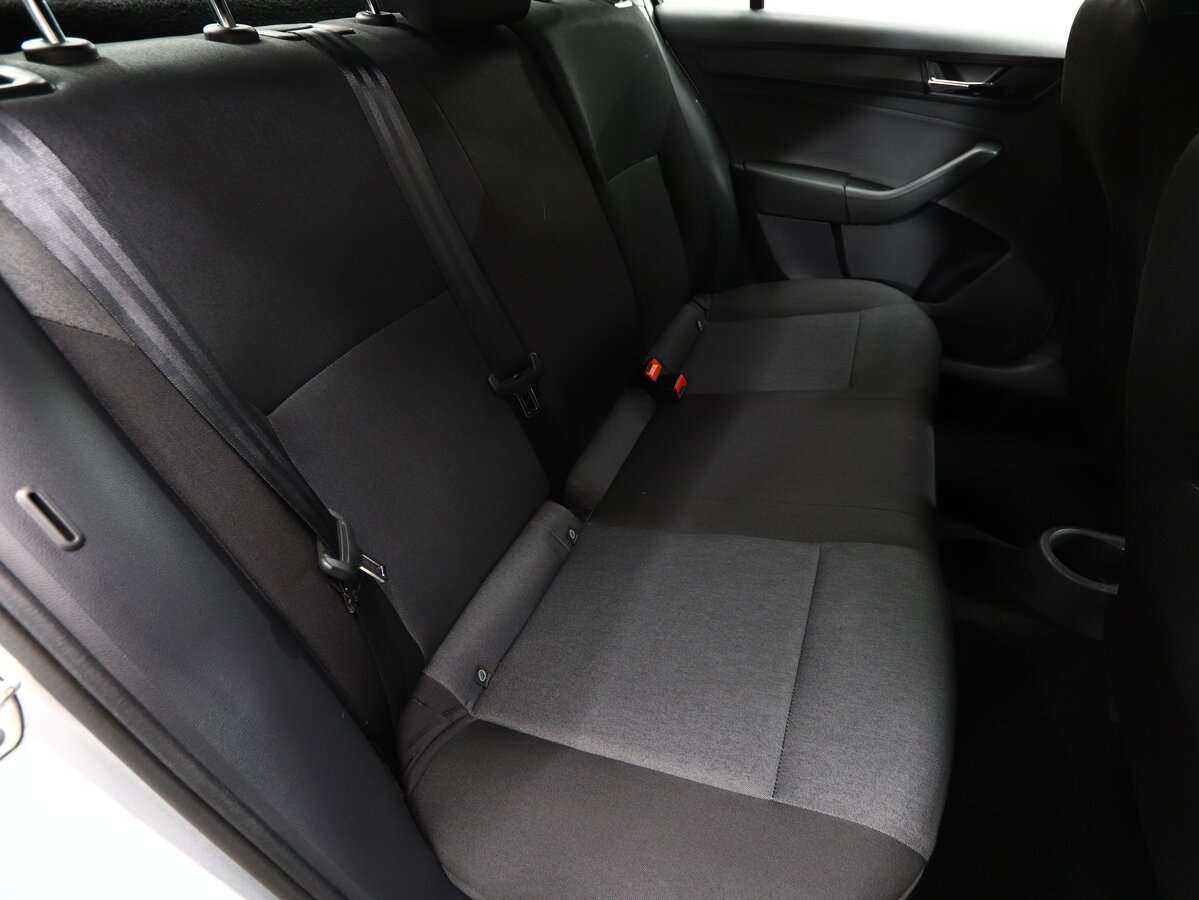 Б/У Шкода Рапид 2018 года. Фото: #15