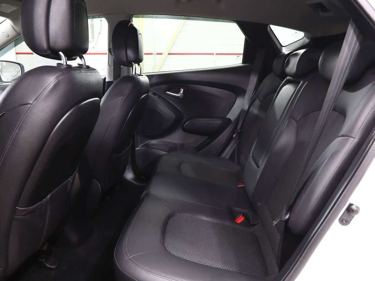 Б/У Хендай ай-икс35 2012 года. Фото: #11