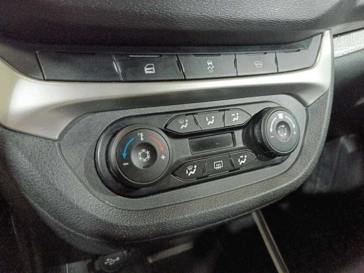 Б/У Лада (ВАЗ) Веста 2021 года. Фото: #15