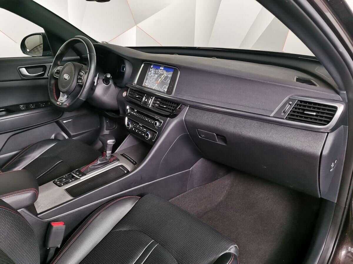 Б/У Киа Оптима 2016 года. Фото: #9