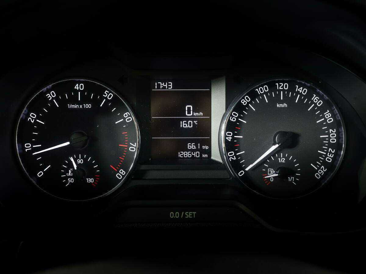 Б/У Шкода Октавия 2016 года. Фото: #8