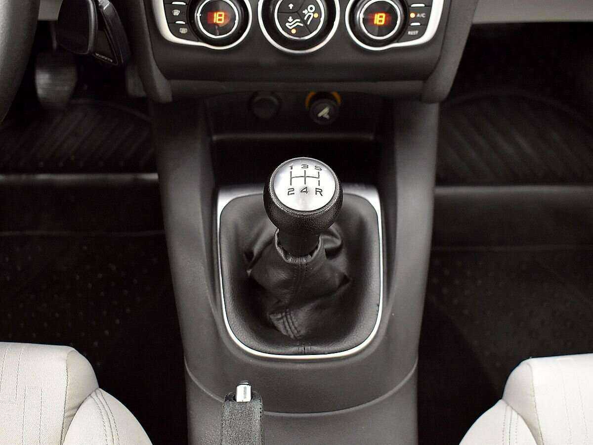 Б/У Ситроен Ц4 2012 года. Фото: #13