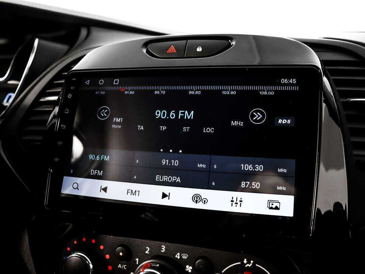 Б/У Рено Каптюр 2021 года. Фото: #13