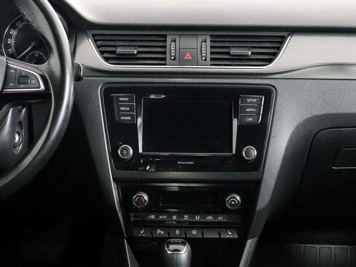 Б/У Шкода Рапид 2018 года. Фото: #11