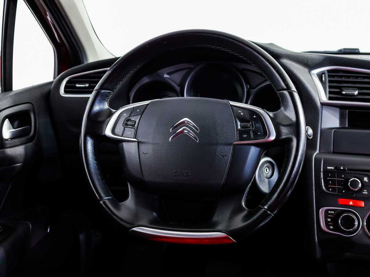 Б/У Ситроен Ц4 2012 года. Фото: #9