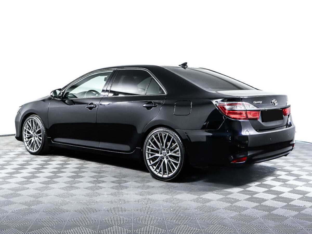 Б/У Тойота Камри 2017 года. Фото: #6