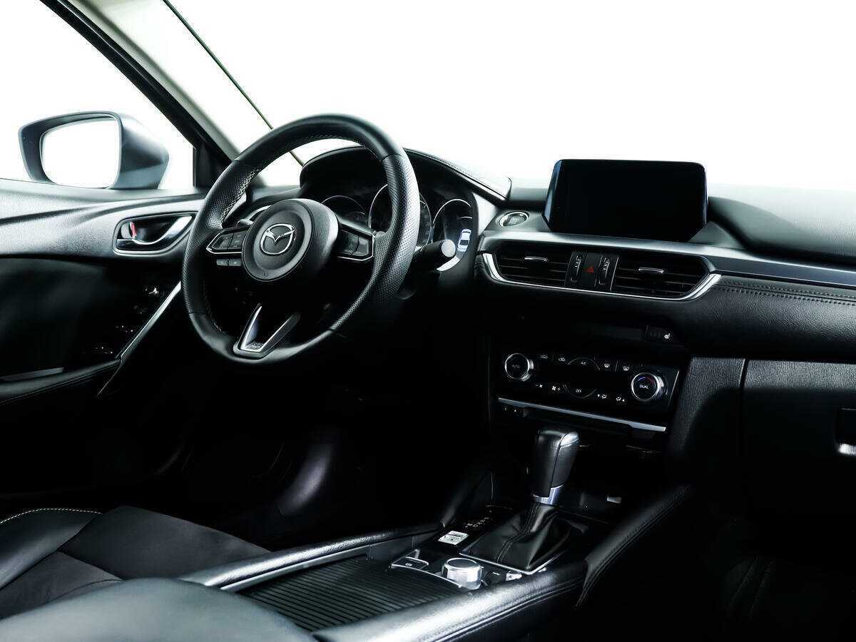Б/У Мазда 6 2017 года. Фото: #8