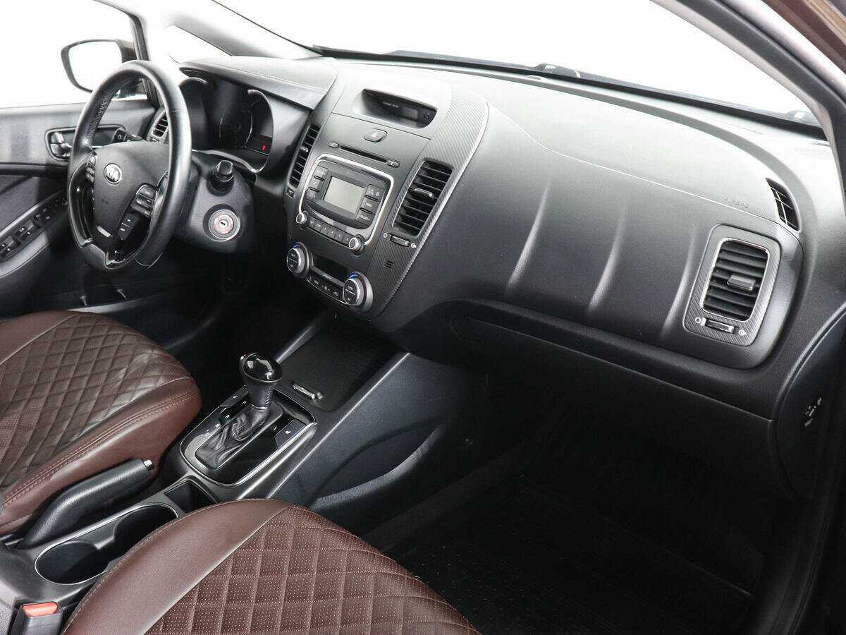 Б/У Киа Церато 2017 года. Фото: #9