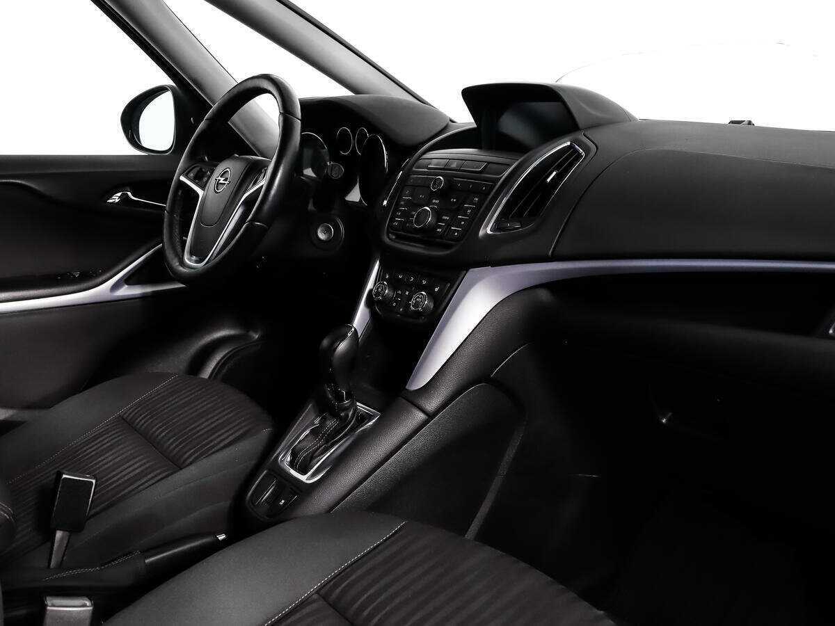 Б/У Опель Зафира 2014 года. Фото: #10